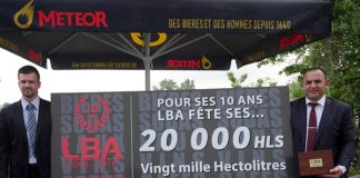 LBA, société spécialisée dans la vente de boissons fête ses ventes records avec ses employés