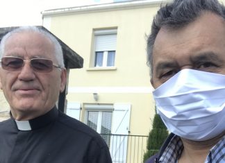 HAYIR SEVER İŞADAMI KELDANİ KİLİSESİ’NE MASKE BAĞIŞINDA BULUNDU.