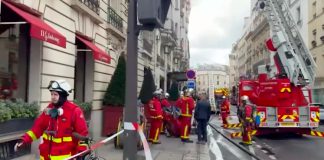 Paris’te Lüks Otelde Yangın: 400 Kişi Tahliye Edildi