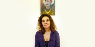 PARİS’TE YAŞAYAN HALK MÜZİĞİ SANATÇISI HANDE TOPALOĞLU